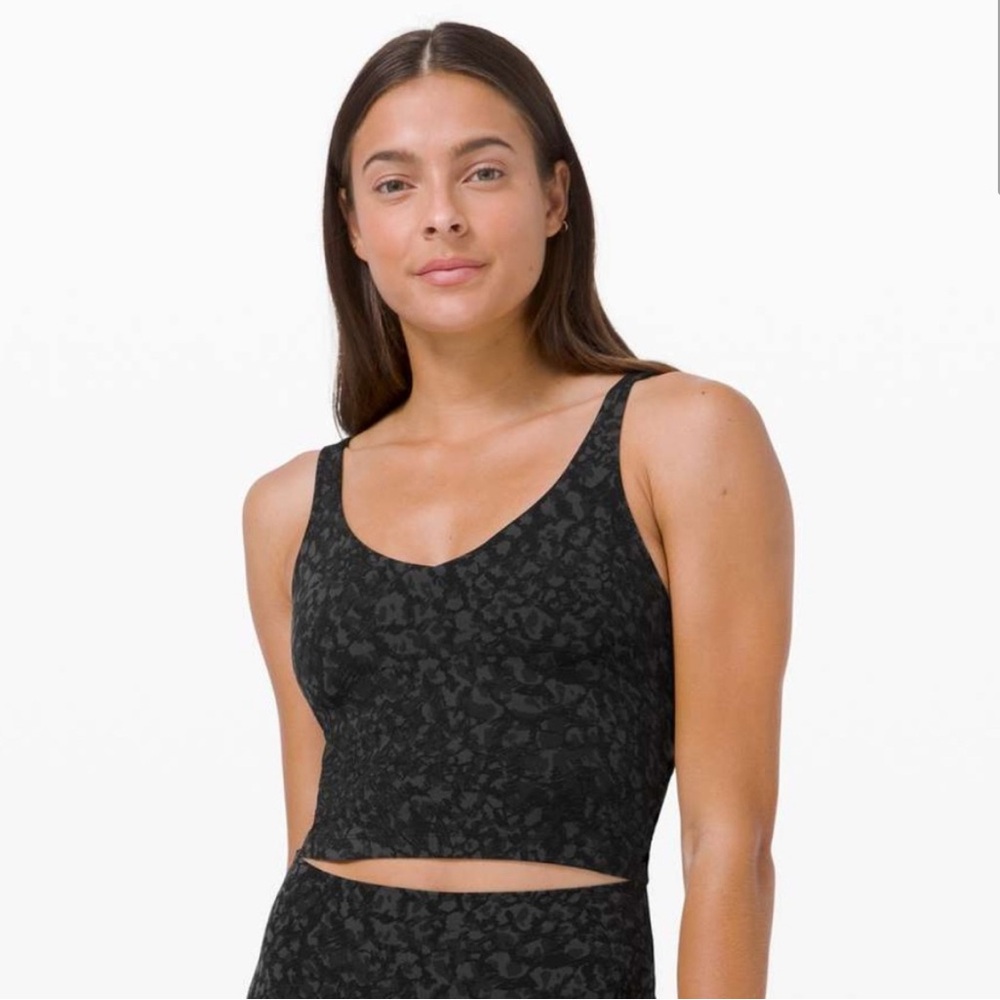 Lululemon Align Tank Wild Thing Camo
Deep Coal Multi size 8